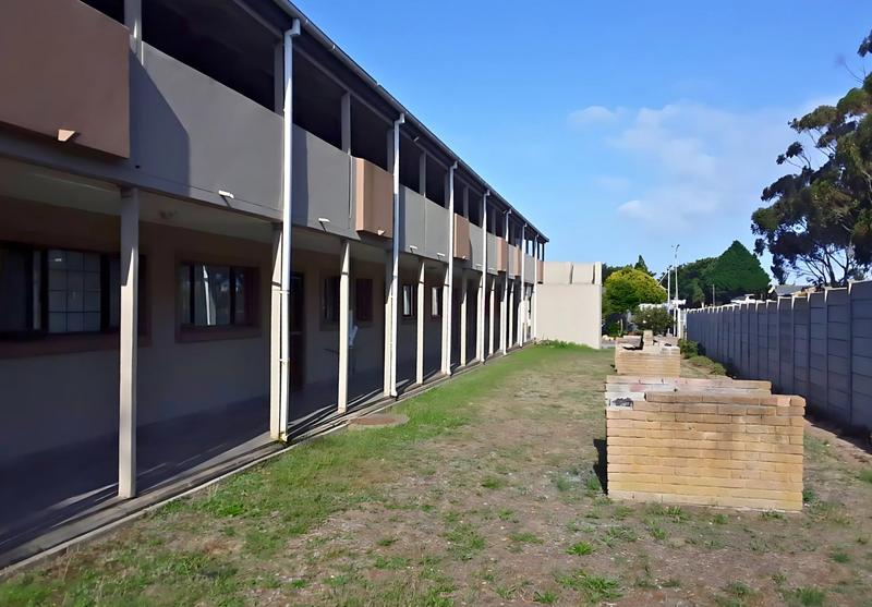 1 Bedroom Property for Sale in Heiderand Western Cape